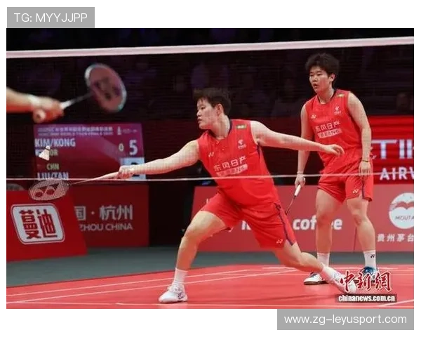 刘圣书女双组合蝉联世界冠军，震撼羽坛！