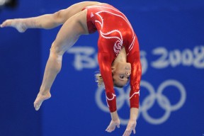 乐鱼体育官网优惠-中国三人篮球男队注重团队配合 提高默契，中国男子三人篮球运动员